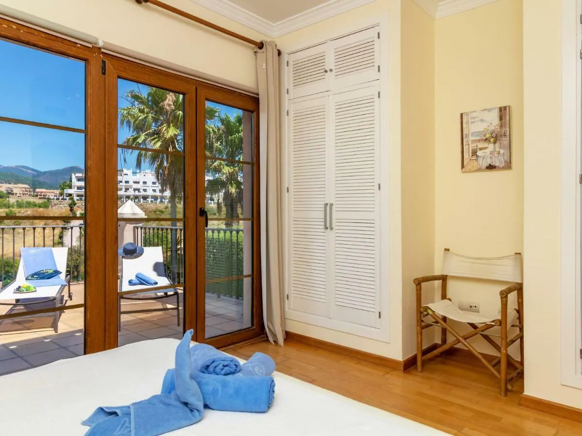 Holiday Home Villa Resina Golf Estepona
