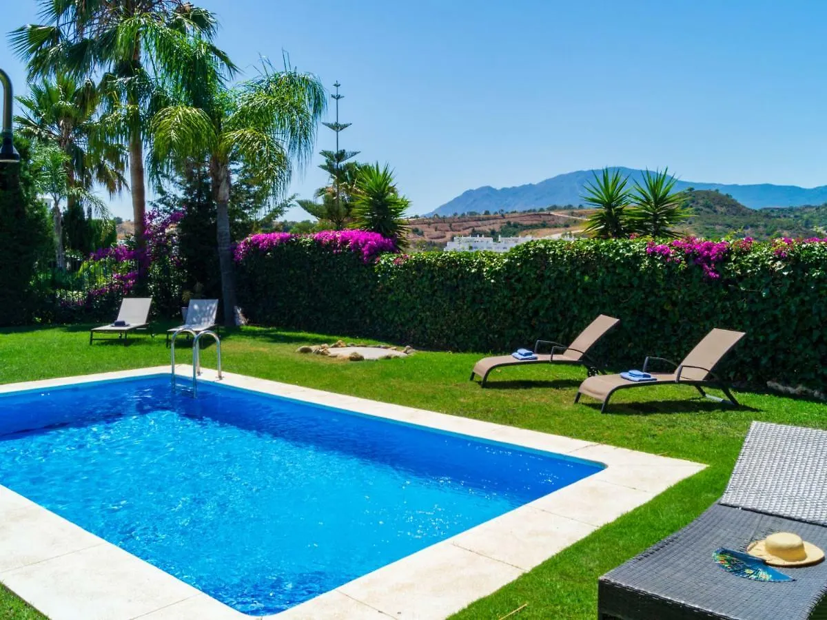 Holiday Home Villa Resina Golf Estepona 0*,
